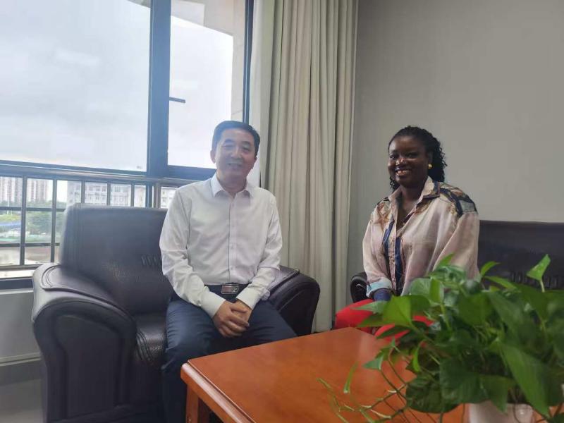 【海师大北美校友会快讯】跨越万里的哈佛缘！哈佛校友Bisola Alabi女士到访海师大